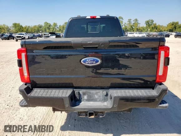 2024 Ford F-250 XL z VIN 1FT8W2BT0RED01663, wystawiony jako Copart lot #86819215 z przebiegiem 22 472 mil mil oraz Szkoda całkowita • Salvage title. Historia ofert i sprzedaży dostępna na DreamBid. Obrazek 6.