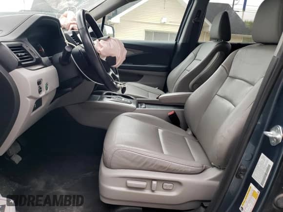 2021 Honda Pilot Special Edition z VIN 5FNYF5H24MB042554, wystawiony jako Copart lot #70874145 z przebiegiem 35 102 mil mil oraz Czysty tytuł • Clean title. Historia ofert i sprzedaży dostępna na DreamBid. Obrazek 7.