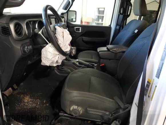 2021 Jeep Wrangler Unlimited 80th Anniversary with VIN 1C4HJXDG1MW639104, listed as a Copart auction lot 42937775 with 30,534 mi miles and Salvage title. Bid and sale history available at DreamBid. Image 7.