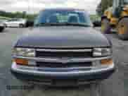 1998 Chevrolet S-10 LS с VIN 1GCCS19X0WK100710, выставлен на аукционе Copart как лот 61636495 с пробегом 216 032 миль миль и Списание • Salvage title. История ставок и продаж доступна на DreamBid. Изображение 5.