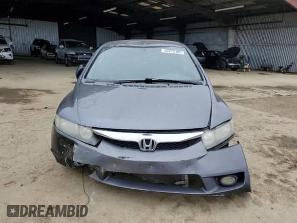 2010 Honda Civic с VIN 19XFA1E39AE037346, выставлен на аукционе Copart как лот 53279185 с пробегом 148 350 миль миль и Списание • Salvage title. История ставок и продаж доступна на DreamBid. Изображение 5.
