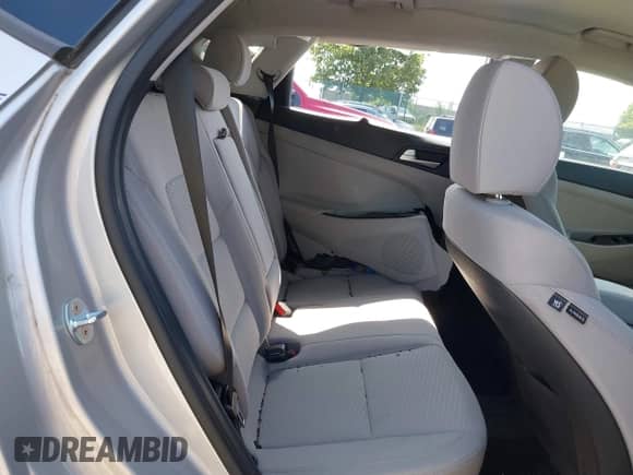 2021 Hyundai Tucson SE with VIN KM8J2CA40MU395714, listed as a IAAI auction lot 42959187 with 32,183 mi miles and . Bid and sale history available at DreamBid. Image 8.