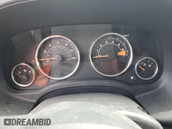 2014 Jeep Compass Latitude с VIN 1C4NJDEBXED530822, выставлен на аукционе Copart как лот 82692775 с пробегом Не указан миль и Чистый • Clean title. История ставок и продаж доступна на DreamBid. Изображение 9.