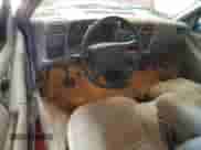 1995 Chevrolet S-10 z VIN 1GCCS1448SK163433, wystawiony jako Copart lot #86222225 z przebiegiem 59 638 mil mil oraz Szkoda całkowita • Salvage title. Historia ofert i sprzedaży dostępna na DreamBid. Obrazek 8.