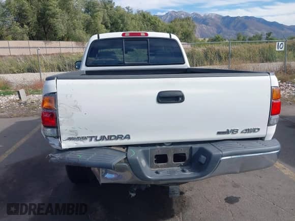 2004 Toyota Tundra SR5 z VIN 5TBBT44114S456028, wystawiony jako IAAI lot #43430467 z przebiegiem 230 434 mil mil oraz . Historia ofert i sprzedaży dostępna na DreamBid. Obrazek 16.