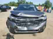 2025 Subaru Forester Touring Hybrid with VIN JF2SLSTD8SH401537, listed as a Copart auction lot 61878365 with 878 mi miles and Salvage title. Bid and sale history available at DreamBid. Image 5.