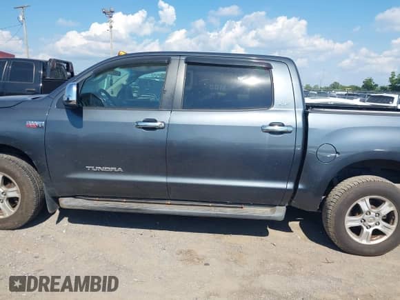 2008 Toyota Tundra with VIN 5TBDV54158S520845, listed as a IAAI auction lot 42857722 with 77,338 mi miles and . Bid and sale history available at DreamBid. Image 14.