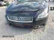 2012 Nissan Maxima SV z VIN 1N4AA5AP4CC866917, wystawiony jako IAAI lot #43010988 z przebiegiem 151 536 mil mil oraz . Historia ofert i sprzedaży dostępna na DreamBid. Obrazek 6.