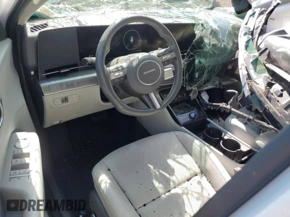 2024 Hyundai Kona Limited с VIN KM8HECA35RU051932, выставлен на аукционе Copart как лот 71895305 с пробегом 14 169 миль миль и Списание • Salvage title. История ставок и продаж доступна на DreamBid. Изображение 8.