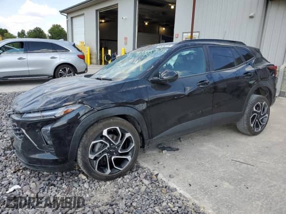 2024 Chevrolet Trax 2RS с VIN KL77LJE23RC149565, выставлен на аукционе Copart как лот 84838225 с пробегом 31 531 миль миль и Списание • Salvage title. История ставок и продаж доступна на DreamBid. Изображение 1.