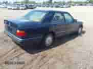 1992 Mercedes-Benz 300 с VIN WDBEA30E5NB702485, выставлен на аукционе IAAI как лот 42938122 с пробегом 279 330 миль миль и . История ставок и продаж доступна на DreamBid. Изображение 4.