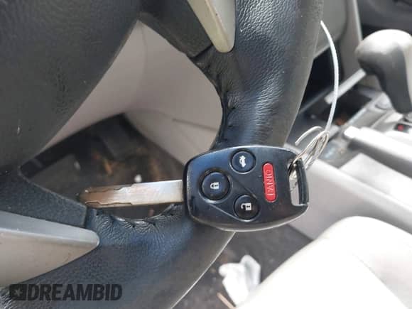 2011 Honda Accord EX-L с VIN 1HGCP2F82BA074519, выставлен на аукционе IAAI как лот 43432932 с пробегом 147 357 миль миль и . История ставок и продаж доступна на DreamBid. Изображение 11.