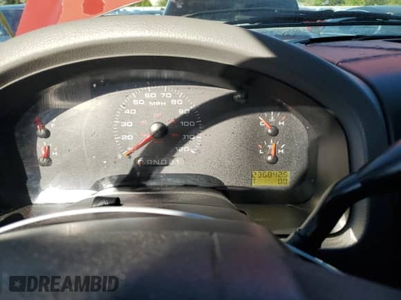 2005 Ford F-150 STX z VIN 1FTRX02W35KB81871, wystawiony jako Copart lot #85475915 z przebiegiem 236 842 mil mil oraz Szkoda całkowita • Salvage title. Historia ofert i sprzedaży dostępna na DreamBid. Obrazek 9.