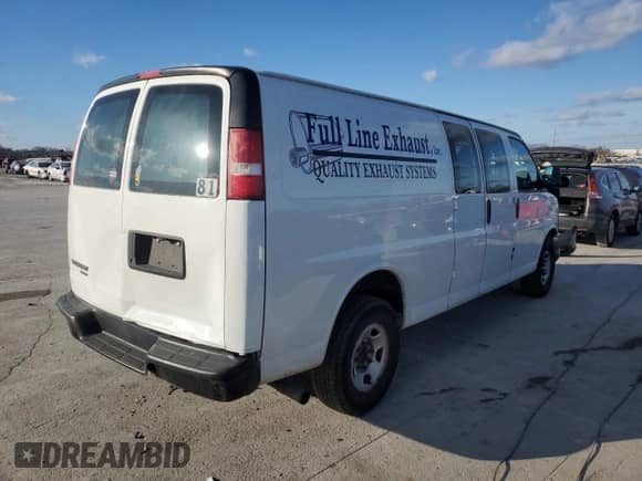 2015 Chevrolet Express Cargo with VIN 1GCWGGCFXF1247155, listed as a Copart auction lot 87405124 with 408,326 mi miles and Salvage title. Bid and sale history available at DreamBid. Image 3.