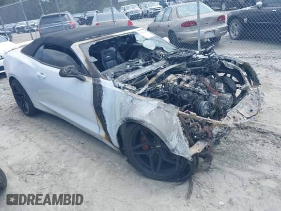 2016 Chevrolet Camaro 2SS с VIN 1G1FH3D73G0160209, выставлен на аукционе IAAI как лот 42306942 с пробегом Не указан миль и . История ставок и продаж доступна на DreamBid. Изображение 1.