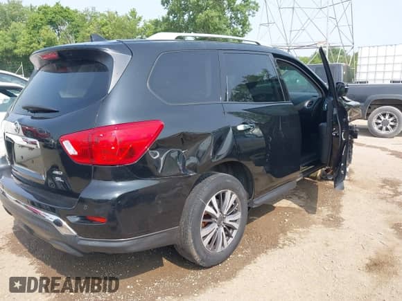 2019 Nissan Pathfinder SV with VIN 5N1DR2MM3KC598534, listed as a IAAI auction lot 42403130 with 117,213 mi miles and . Bid and sale history available at DreamBid. Image 4.