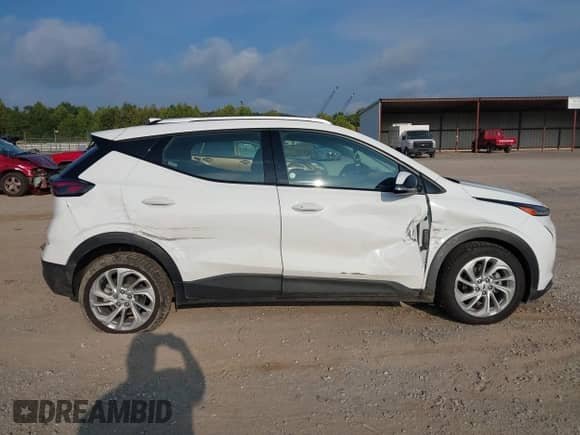 2023 Chevrolet Bolt EUV LT с VIN 1G1FY6S00P4149653, выставлен на аукционе IAAI как лот 43042703 с пробегом 93 969 миль миль и . История ставок и продаж доступна на DreamBid. Изображение 13.