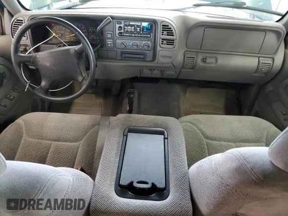 1997 GMC Sierra 1500 с VIN 2GTEK19R1V1555882, выставлен на аукционе Copart как лот 80388325 с пробегом 140 233 миль миль и Списание • Salvage title. История ставок и продаж доступна на DreamBid. Изображение 8.