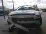 2019 Volvo S60 Momentum z VIN 7JR102FK9KG009235, wystawiony jako Copart lot #84266015 z przebiegiem 86 282 mil mil oraz Nie do naprawy • Non repairable. Historia ofert i sprzedaży dostępna na DreamBid. Obrazek 5.