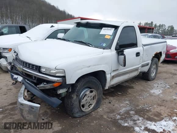 1999 Chevrolet Silverado 1500 LS with VIN 1GCEK14T2XZ125789, listed as a IAAI auction lot 40958507 with 178,496 mi miles and . Bid and sale history available at DreamBid. Image 19.