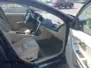 2013 Volvo S60 T5 Premier с VIN YV1612FS7D2187012, выставлен на аукционе IAAI как лот 42977170 с пробегом 86 988 миль миль и . История ставок и продаж доступна на DreamBid. Изображение 5.