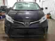 2020 Toyota Sienna LE with VIN 5TDJZ3DCXLS228492, listed as a Copart auction lot 61142515 with 37,289 mi miles and Salvage title. Bid and sale history available at DreamBid. Image 5.