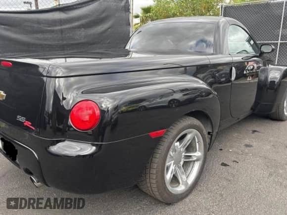 2004 Chevrolet SSR LS с VIN 1GCES14P64B113166, выставлен на аукционе Copart как лот 51187345 с пробегом 97 829 миль миль и Чистый • Clean title. История ставок и продаж доступна на DreamBid. Изображение 4.