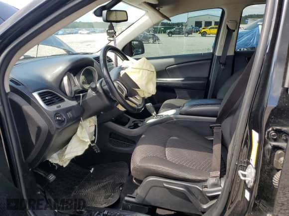 2019 Dodge Journey SE with VIN 3C4PDCBG0KT845189, listed as a Copart auction lot 69962055 with 122,726 mi miles and Salvage title. Bid and sale history available at DreamBid. Image 7.