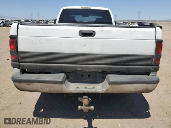 2000 Dodge 2500 with VIN 1B7KC2361YJ134985, listed as a Copart auction lot 60358255 with 257,632 mi miles and Salvage title. Bid and sale history available at DreamBid. Image 6.