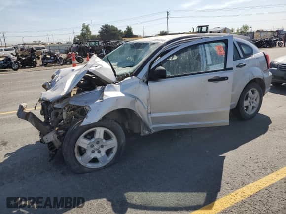 2011 Dodge Caliber z VIN 1B3CB1HA4BD132590, wystawiony jako Copart lot #59318105 z przebiegiem Nie podano mil oraz Szkoda całkowita • Salvage title. Historia ofert i sprzedaży dostępna na DreamBid. Obrazek 1.