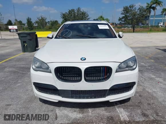 2013 BMW 7 Series 750Li xDrive с VIN WBAYF8C55DD140919, выставлен на аукционе IAAI как лот 42848896 с пробегом 107 276 миль миль и . История ставок и продаж доступна на DreamBid. Изображение 11.