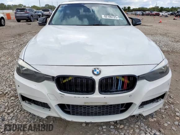 2017 BMW 3 Series 320i xDrive с VIN WBA8E5G56HNU22319, выставлен на аукционе Copart как лот 82106725 с пробегом Не указан миль и Чистый • Clean title. История ставок и продаж доступна на DreamBid. Изображение 5.