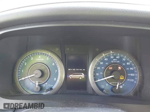 2017 Toyota Sienna XLE with VIN 5TDYZ3DC1HS796023, listed as a IAAI auction lot 43330004 with 91,905 mi miles and . Bid and sale history available at DreamBid. Image 7.