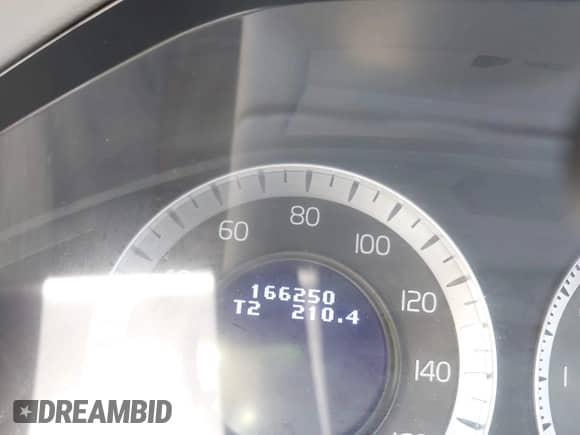 2010 Volvo XC70 3.0T с VIN YV4992BZ6A1081115, выставлен на аукционе IAAI как лот 42646235 с пробегом 166 250 миль миль и . История ставок и продаж доступна на DreamBid. Изображение 15.