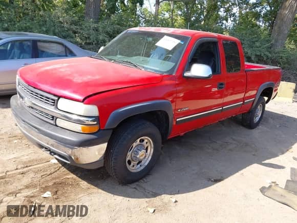 2000 Chevrolet Silverado 2500 LS с VIN 1GCGK29UXYE200408, выставлен на аукционе IAAI как лот 43202729 с пробегом 191 147 миль миль и . История ставок и продаж доступна на DreamBid. Изображение 17.