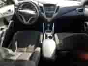 2016 Hyundai Veloster с VIN KMHTC6AD3GU270279, выставлен на аукционе Copart как лот 82335405 с пробегом 131 847 миль миль и Чистый • Clean title. История ставок и продаж доступна на DreamBid. Изображение 8.