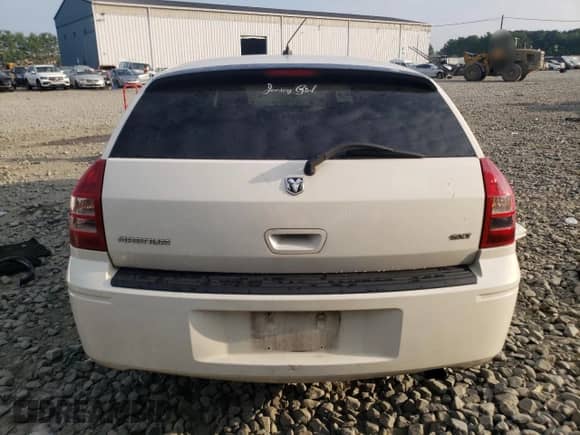 2008 Dodge Magnum SXT with VIN 2D4FV37V68H242364, listed as a Copart auction lot 67796624 with 232,497 mi miles and Salvage title. Bid and sale history available at DreamBid. Image 6.