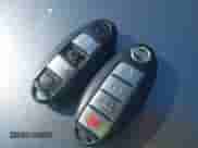 2014 Nissan Maxima SV z VIN 1N4AA5AP7EC906006, wystawiony jako IAAI lot #42411784 z przebiegiem 192 504 mil mil oraz . Historia ofert i sprzedaży dostępna na DreamBid. Obrazek 11.