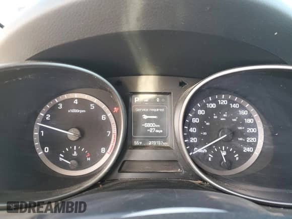 2017 Hyundai Santa Fe SE с VIN KM8SM4HF9HU229175, выставлен на аукционе Copart как лот 82633315 с пробегом 279 197 миль миль и Списание • Salvage title. История ставок и продаж доступна на DreamBid. Изображение 9.