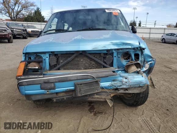 1994 Chevrolet Astro с VIN 1GNDM15Z2RB210658, выставлен на аукционе Copart как лот 78859874 с пробегом 236 955 миль миль и Списание • Salvage title. История ставок и продаж доступна на DreamBid. Изображение 5.