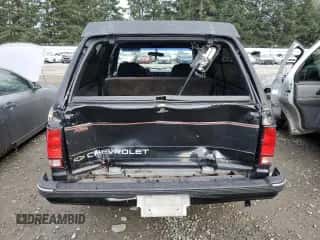 1992 Chevrolet Blazer с VIN 1GNCT18Z7N0105016, выставлен на аукционе Copart как лот 83980034 с пробегом 150 455 миль миль и Списание • Salvage title. История ставок и продаж доступна на DreamBid. Изображение 6.