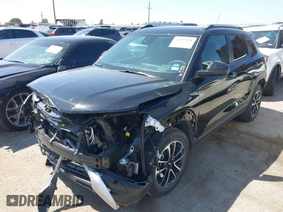 2025 Chevrolet TrailBlazer LT with VIN KL79MPSPXSB161250, listed as a IAAI auction lot 42907298 with 9,809 mi miles and . Bid and sale history available at DreamBid. Image 2.