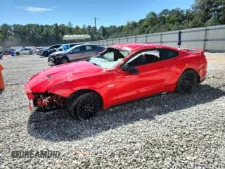 2019 Ford Mustang GT z VIN 1FA6P8CF0K5156927, wystawiony jako Copart lot #84562345 z przebiegiem Nie podano mil oraz Nie do naprawy • Non repairable. Historia ofert i sprzedaży dostępna na DreamBid. Obrazek 1.