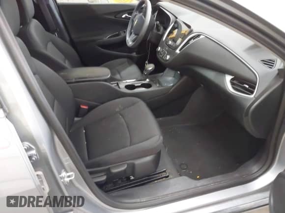 2023 Chevrolet Malibu LS с VIN 1G1ZC5ST1PF198882, выставлен на аукционе IAAI как лот 42179459 с пробегом 62 250 миль миль и . История ставок и продаж доступна на DreamBid. Изображение 5.