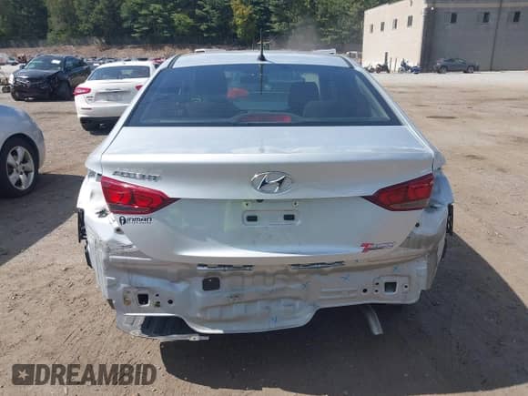 2020 Hyundai Accent SE с VIN 3KPC24A67LE112453, выставлен на аукционе IAAI как лот 43118028 с пробегом 75 874 миль миль и . История ставок и продаж доступна на DreamBid. Изображение 17.