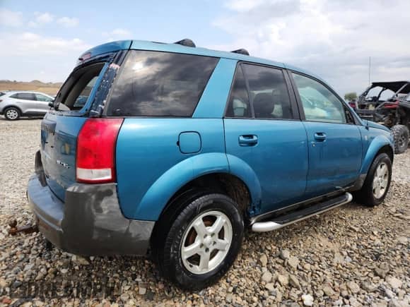 2005 Saturn VUE с VIN 5GZCZ63495S831284, выставлен на аукционе Copart как лот 70347325 с пробегом 218 112 миль миль и Списание • Salvage title. История ставок и продаж доступна на DreamBid. Изображение 3.