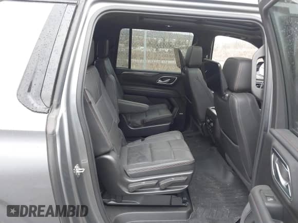 2022 Chevrolet Suburban RST с VIN 1GNSKEKD4NR151255, выставлен на аукционе IAAI как лот 41843513 с пробегом 70 137 миль миль и . История ставок и продаж доступна на DreamBid. Изображение 8.