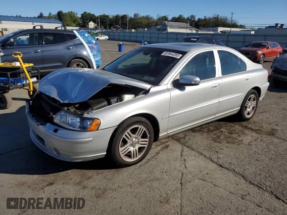 2009 Volvo S60 2.5T с VIN YV1RS592X92727435, выставлен на аукционе Copart как лот 81944285 с пробегом 208 291 миль миль и Списание • Salvage title. История ставок и продаж доступна на DreamBid. Изображение 1.