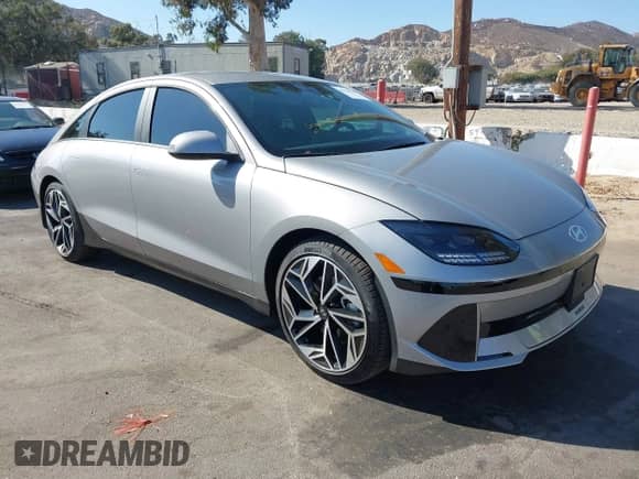 2025 Hyundai Ioniq 6 SEL с VIN KMHM34AA3SA092026, выставлен на аукционе IAAI как лот 42784039 с пробегом 4 499 миль миль и . История ставок и продаж доступна на DreamBid. Изображение 1.