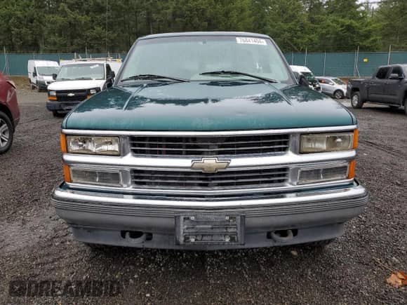 1996 Chevrolet Suburban с VIN 3GNFK16R4TG168229, выставлен на аукционе Copart как лот 76841404 с пробегом 267 947 миль миль и Чистый • Clean title. История ставок и продаж доступна на DreamBid. Изображение 5.